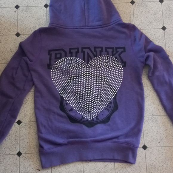 VS PINK SWEATSHIRT - Picture 2 of 4